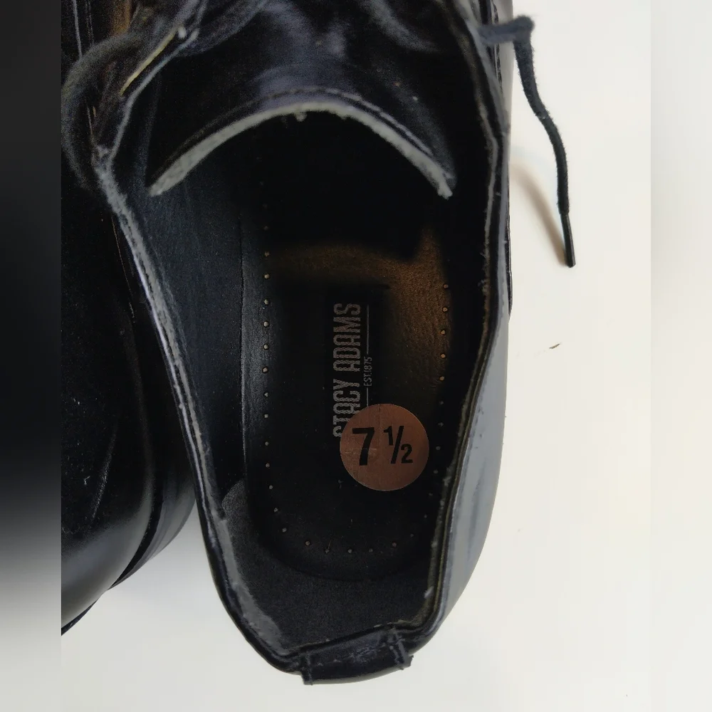 Shoes - Picture 5 of 6